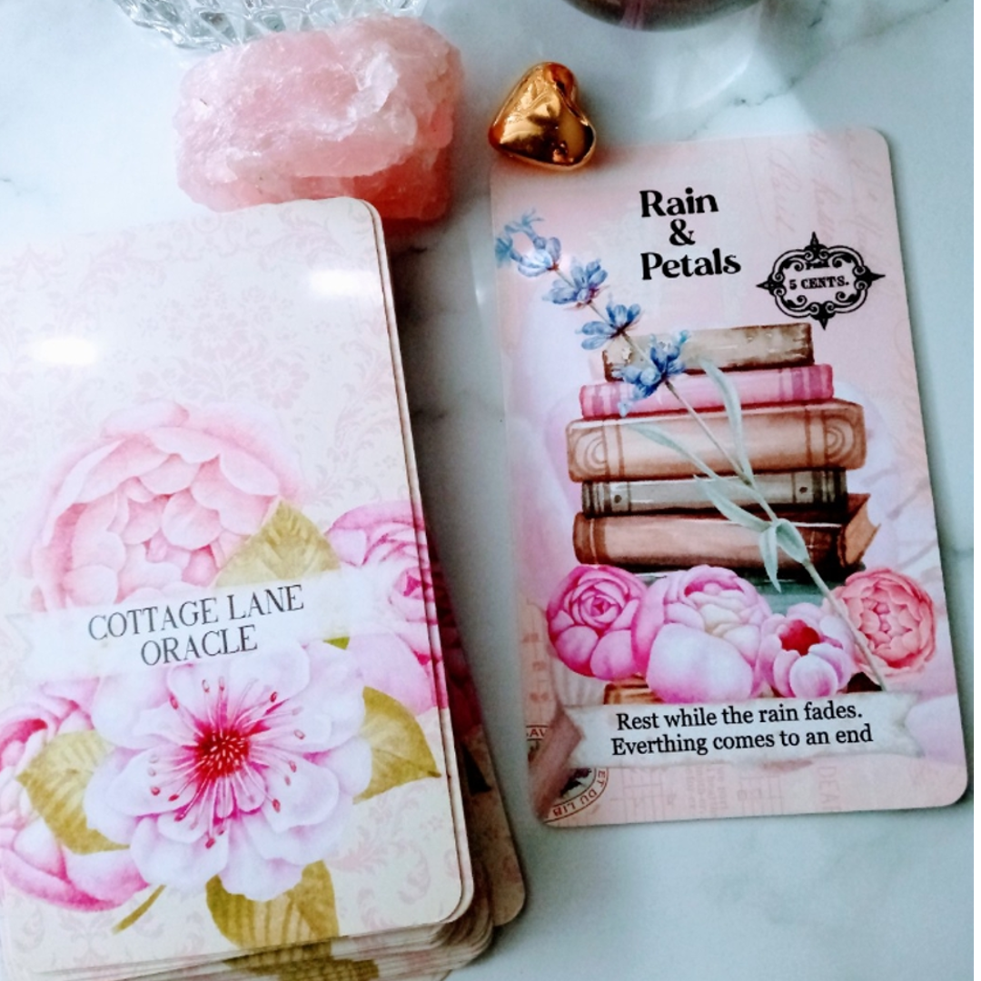 Cottage Lane Oracle Simple Treasures